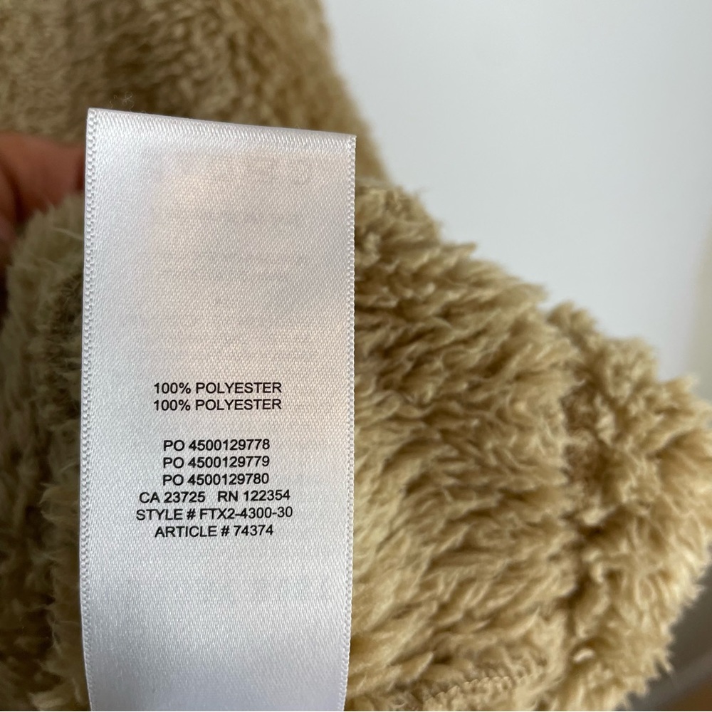 Aritzia Sunday Best Mockneck Fuzzy Zip Up Jacket Teddy Fleece Tan - Picture 11 of 11